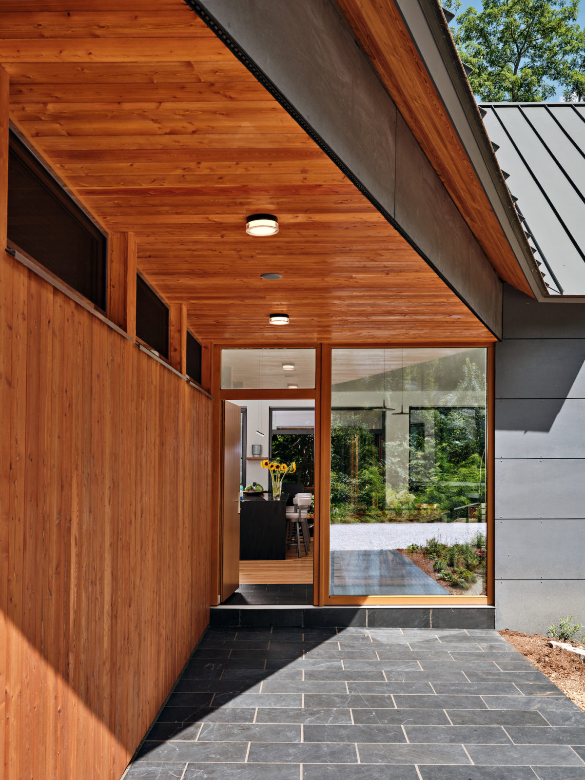 Sandwich Passive House - The Valle Group